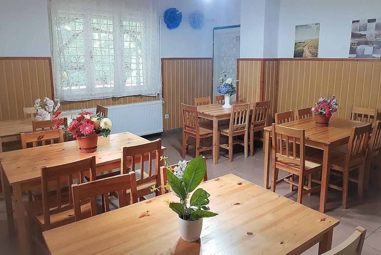 Muskátli Vendégház Parád Exterior foto